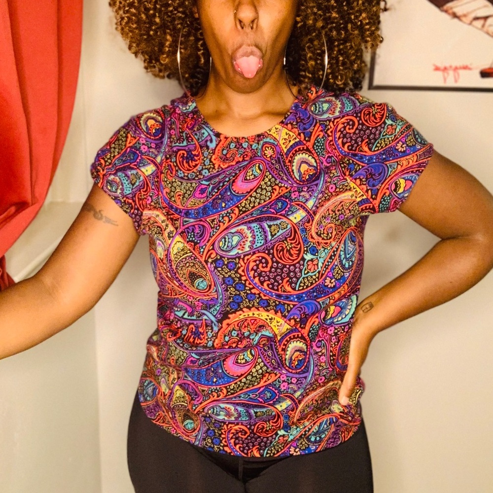 Psychadelic Statement Top